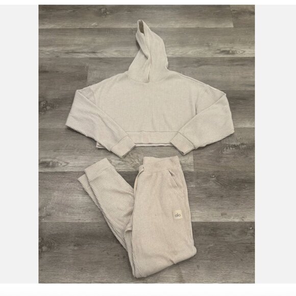 Alo Yoga Muse Crop Hoodie Pullover & Pants Ribbed SET Ivory Womens S - Picture 3 of 8